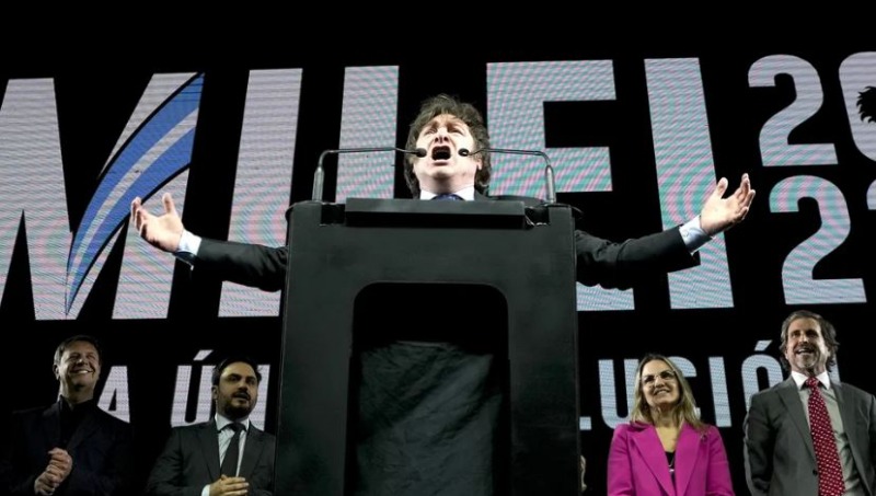 Para presidente y gobernador: Milei y Kicillof, los ms votados